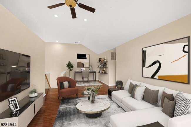 Building Photo - 77 Williamson Ct