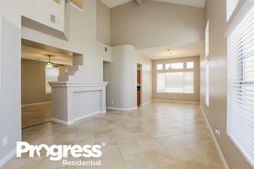 Building Photo - 1732 Blanchard Dr