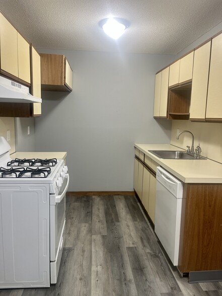 Building Photo - 30 Windermere Ave