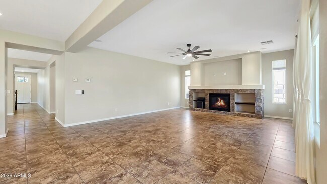 Building Photo - 20737 W Valley View Dr