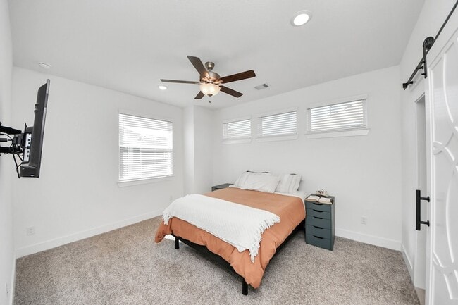 Building Photo - 7655 Jerrara Hts Ln