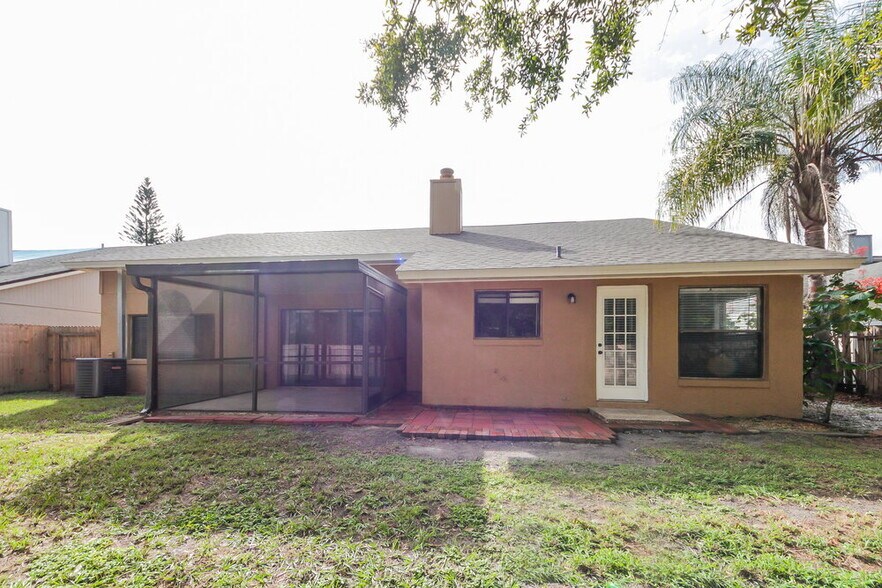 Building Photo - 634 Arbukle Ct