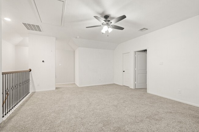 Building Photo - 9722 Massanutten Ln