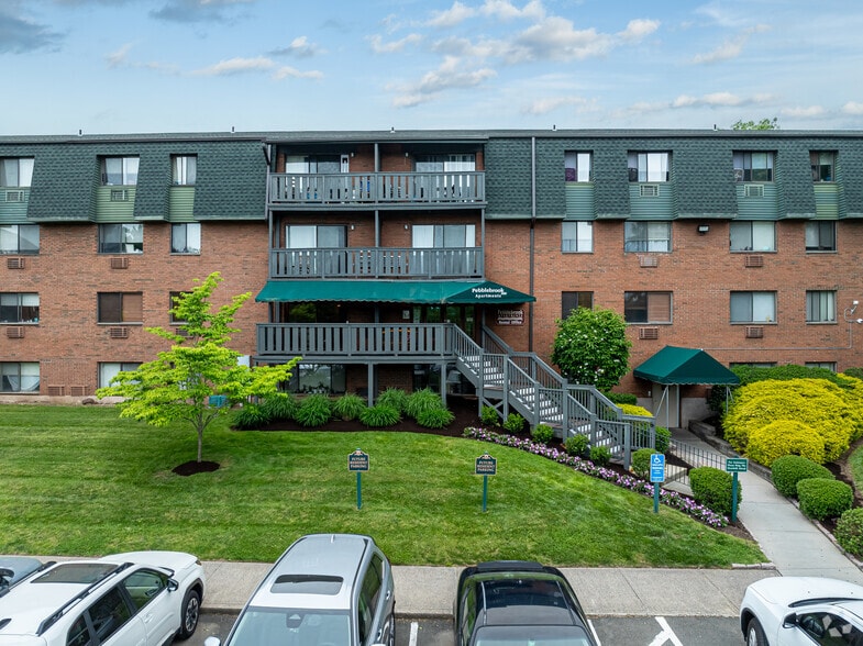 Primary Photo - Pebblebrook Apartments
