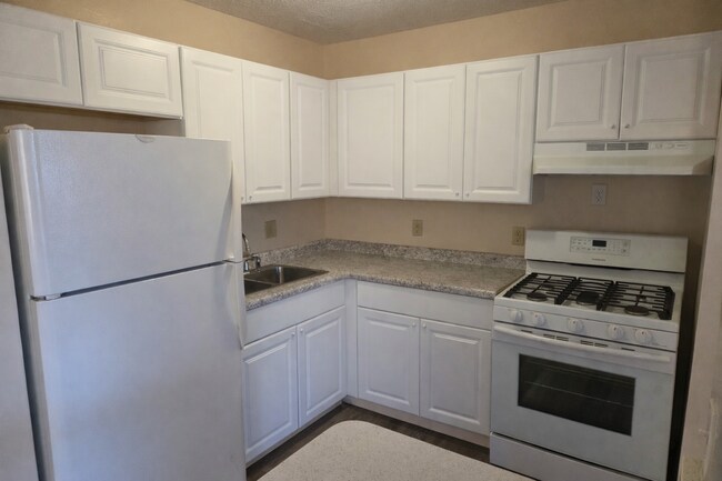 Building Photo - 7312 72nd Ln N