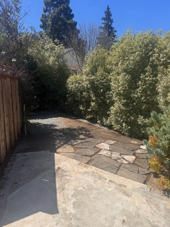 Building Photo - 43 Grand Blvd