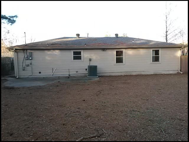 Building Photo - 30 Ross Cir