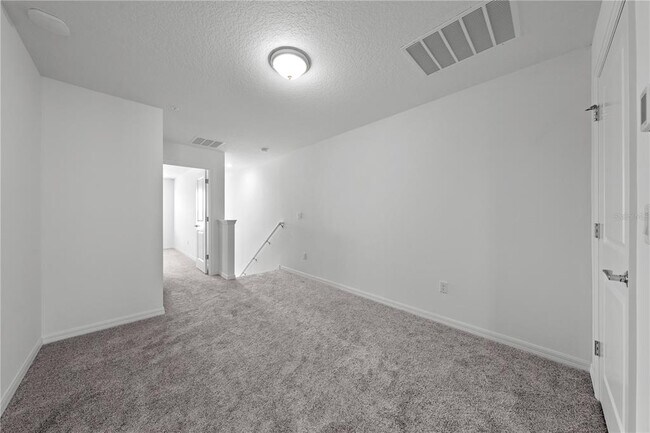 Building Photo - 11240 Blue Bay Dr