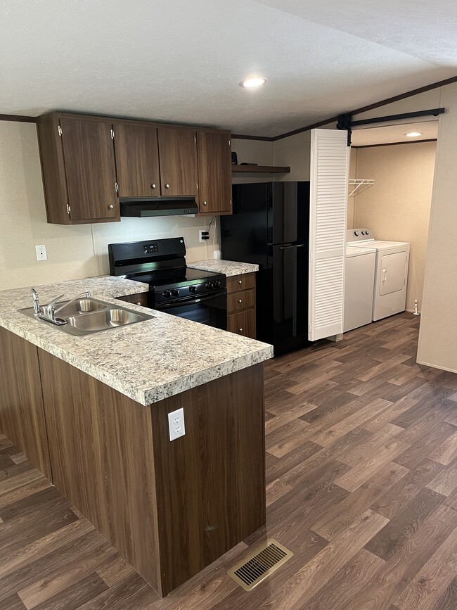 Primary Photo - Single Family Manufactured Home