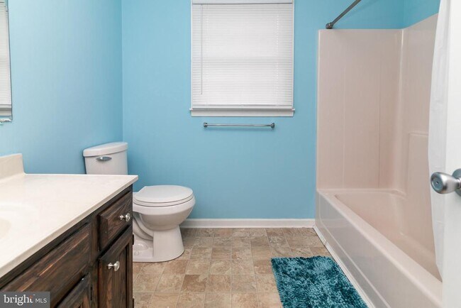 Building Photo - 5444 E Nithsdale Dr