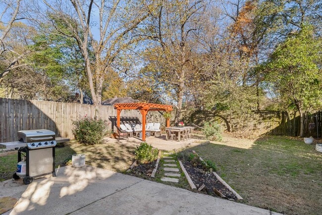 Building Photo - 1044 S Rembert St