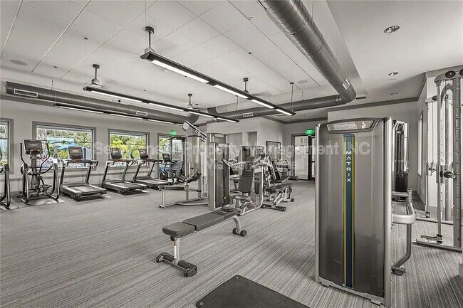Building Photo - 6140 Baywood Ct