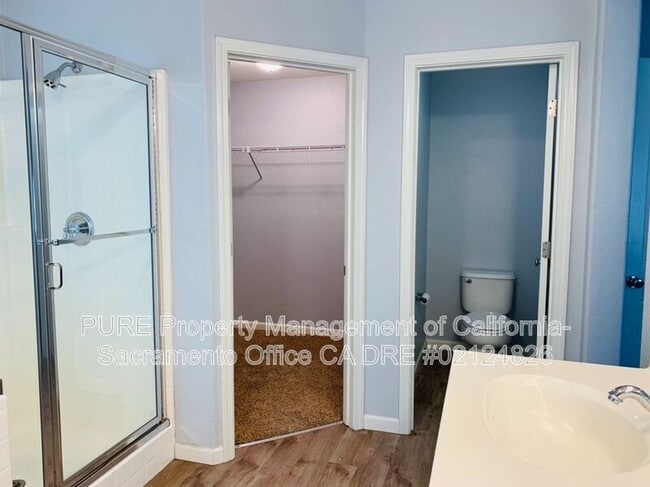 Building Photo - 140 Vento Ct