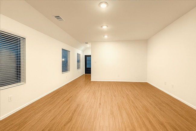 Building Photo - 1739 Sahara Dr