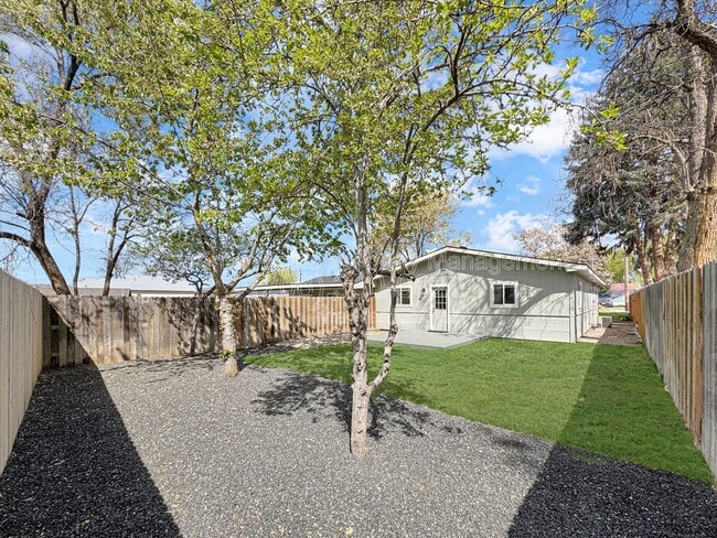 Building Photo - 10331 Utahna Rd