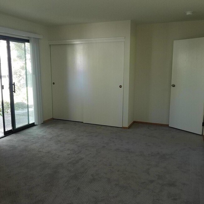 Building Photo - 1243 Moonsail Ln