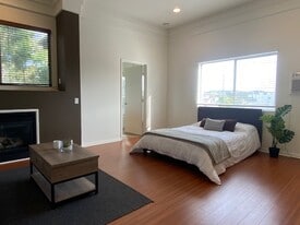 Building Photo - 10050 National Blvd