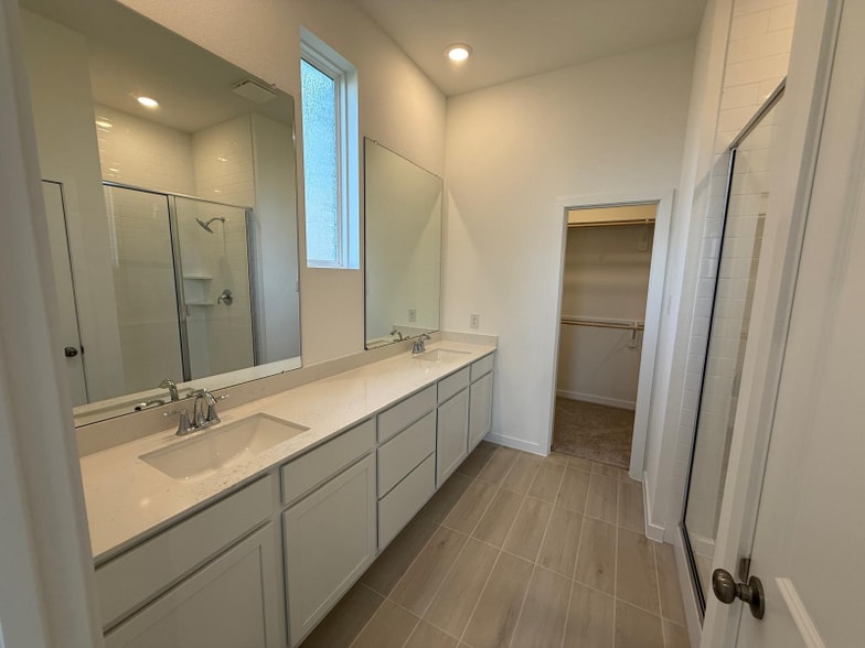 Building Photo - 6423 Serenity Terrace Dr