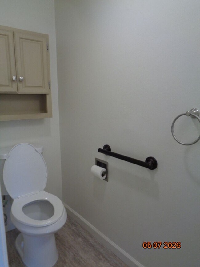 Building Photo - 449 Azalea Way
