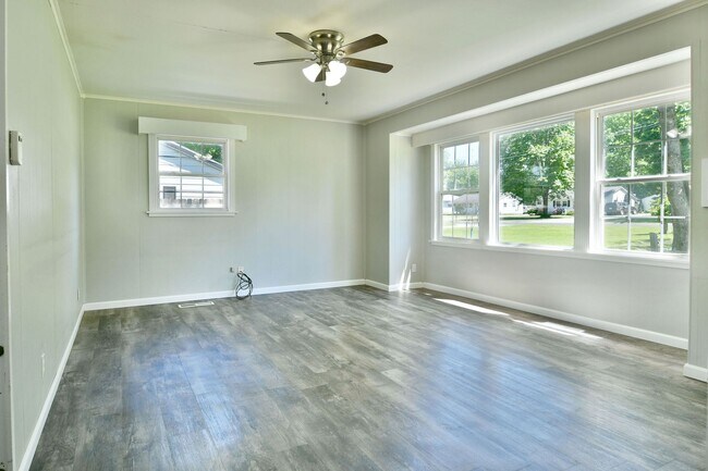 Building Photo - Rental in Champion Twp!