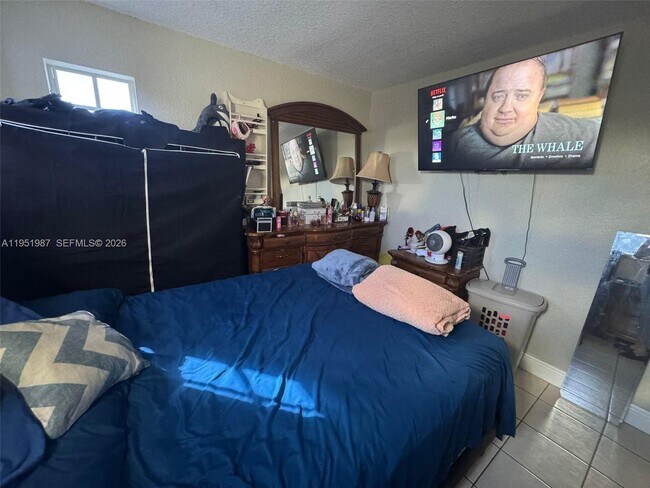 Building Photo - 1750 SW 137th Ct