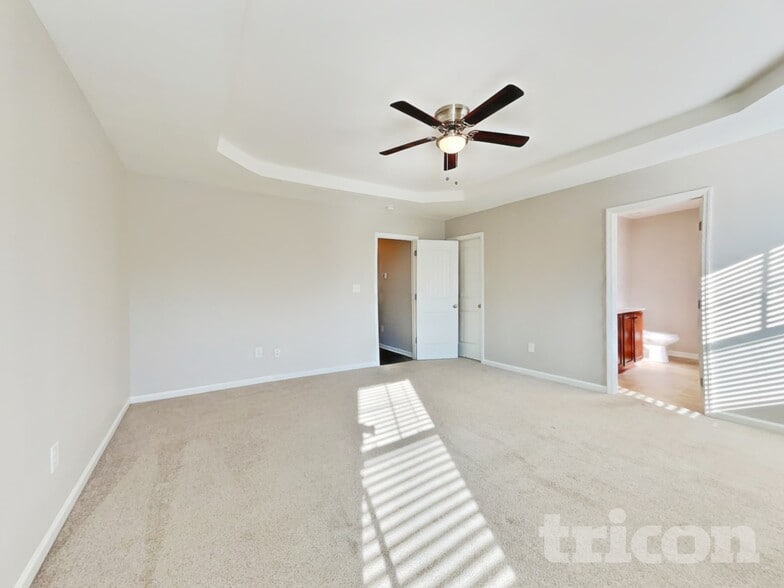 Building Photo - 295 New Castle Ln