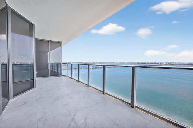 Building Photo - 701 NE 23rd St