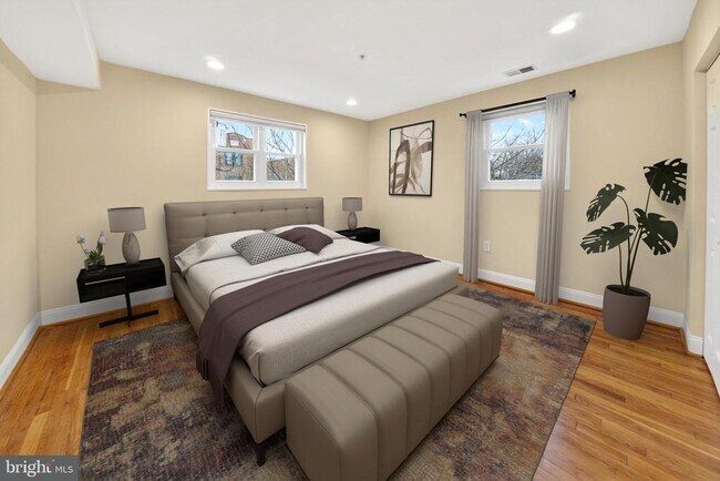 Building Photo - 401 Evarts St NE