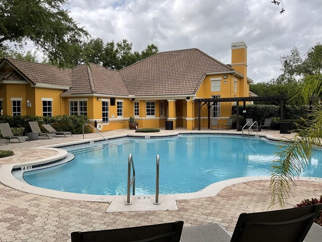 Building Photo - 8813 Villa View Cir