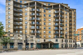 Building Photo - 4350 N Broadway