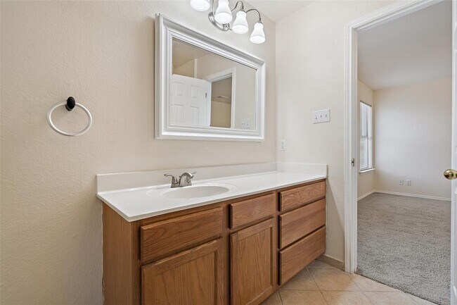 Building Photo - 3945 Eagles Nest St