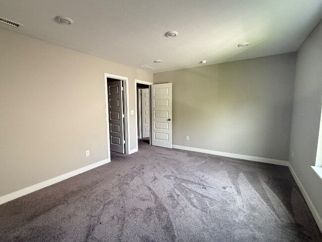 Building Photo - 3567 Merchmont Rd
