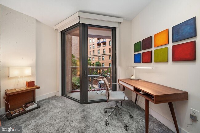 Building Photo - 616 E Street NW Unit 256