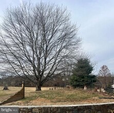 Building Photo - 490 Birmingham Rd