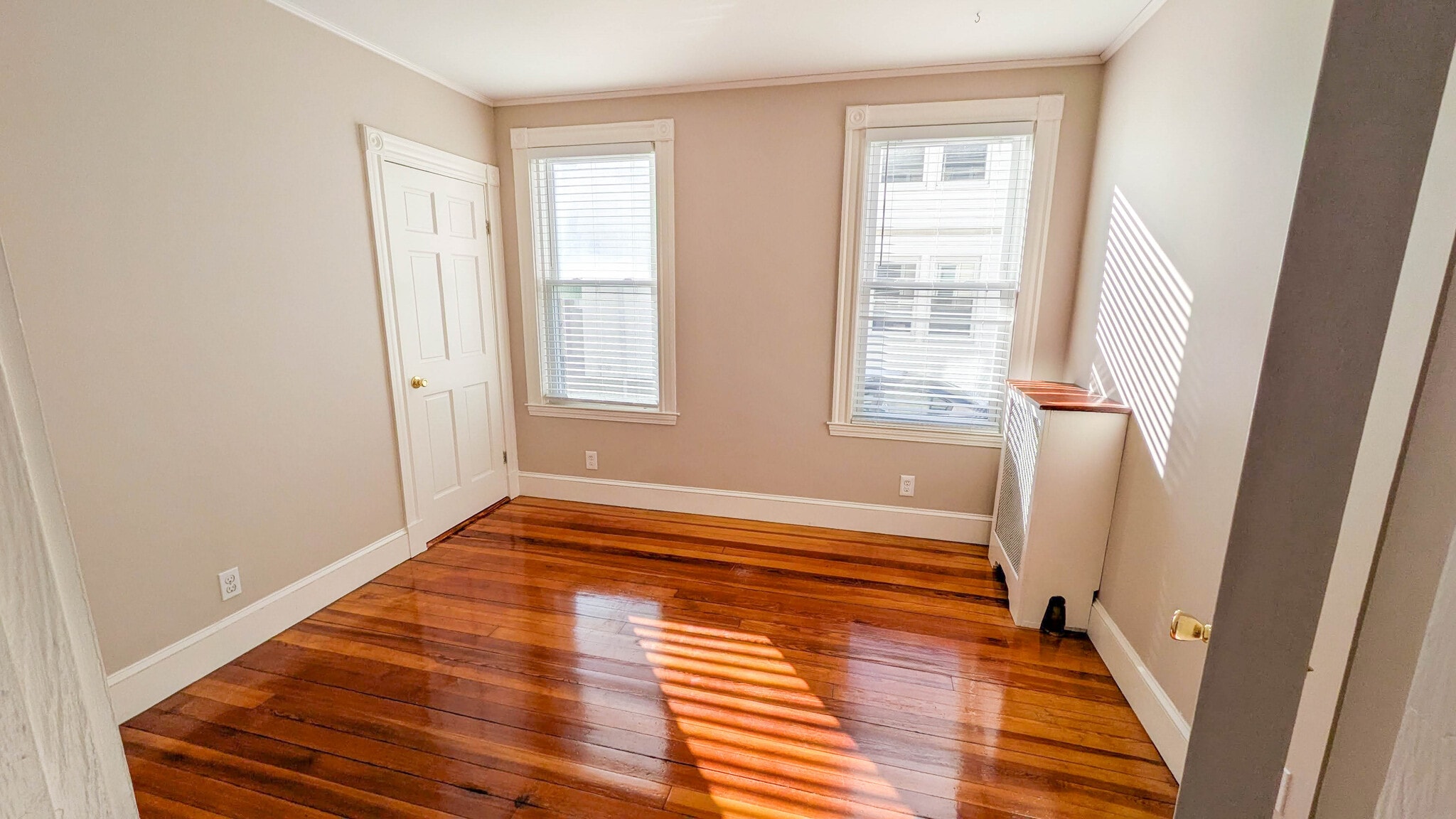 Second bedroom ideal for a guest room, home office, or flex space - 37 Glover Ave