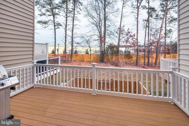 Building Photo - 45954 Iron Oak Terrace