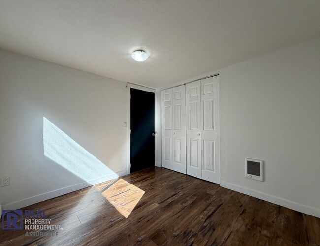 Building Photo - Updated 3-Bedroom Home with Fenced Backyard in Beaverton