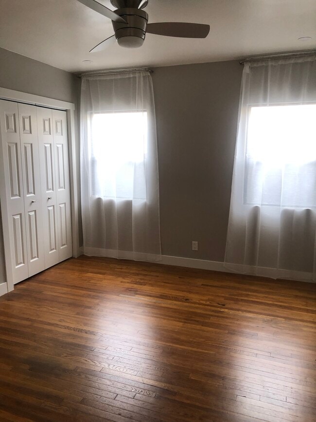 Building Photo - 3956 Olmsted Ave