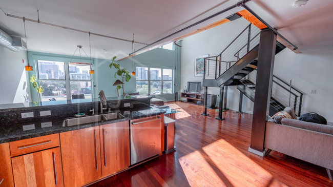 Building Photo - Luxury Downtown Phoenix Loft with Breathta...