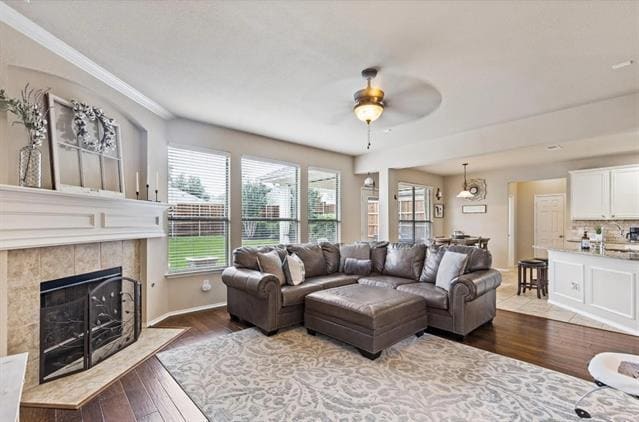 Building Photo - 5200 Birchwood Dr