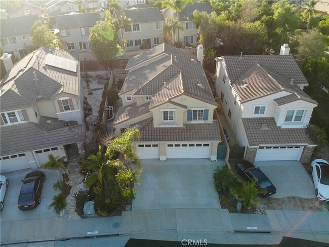 Building Photo - 27901 Glenfield Cir