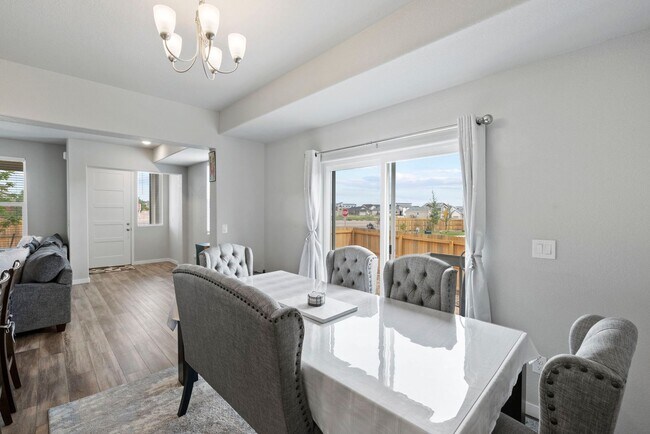 Building Photo - Modern 4BD/3BA Home with Covered Balcony &...
