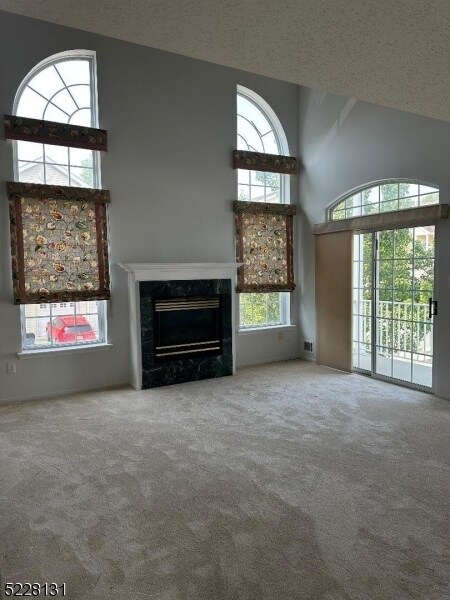 Building Photo - 82 Hancock Dr