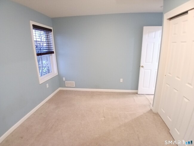 Building Photo - 100 Beacon St