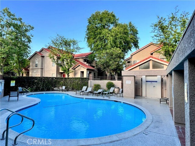 Building Photo - 2312 Archwood Ln