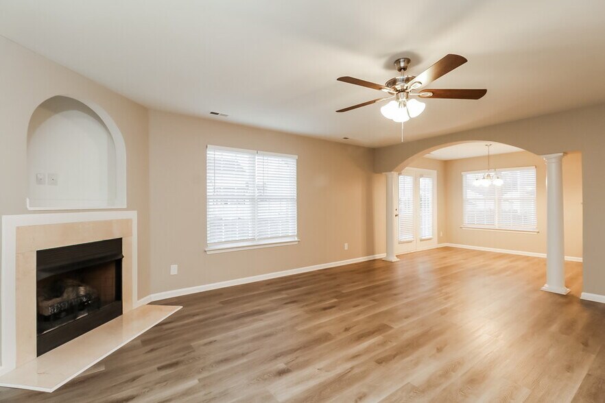 Building Photo - 1104 Ametrine Ln