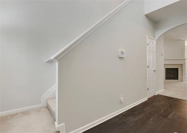 Building Photo - 924 Magnolia Leaf Dr