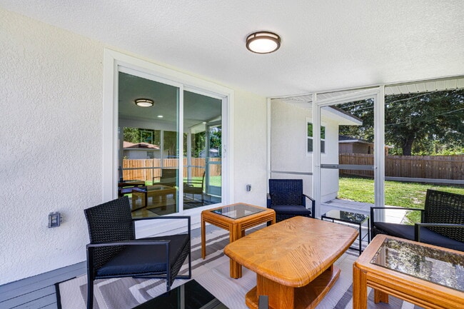 Building Photo - Englewood Padsplit Co-living Affordable Ho...