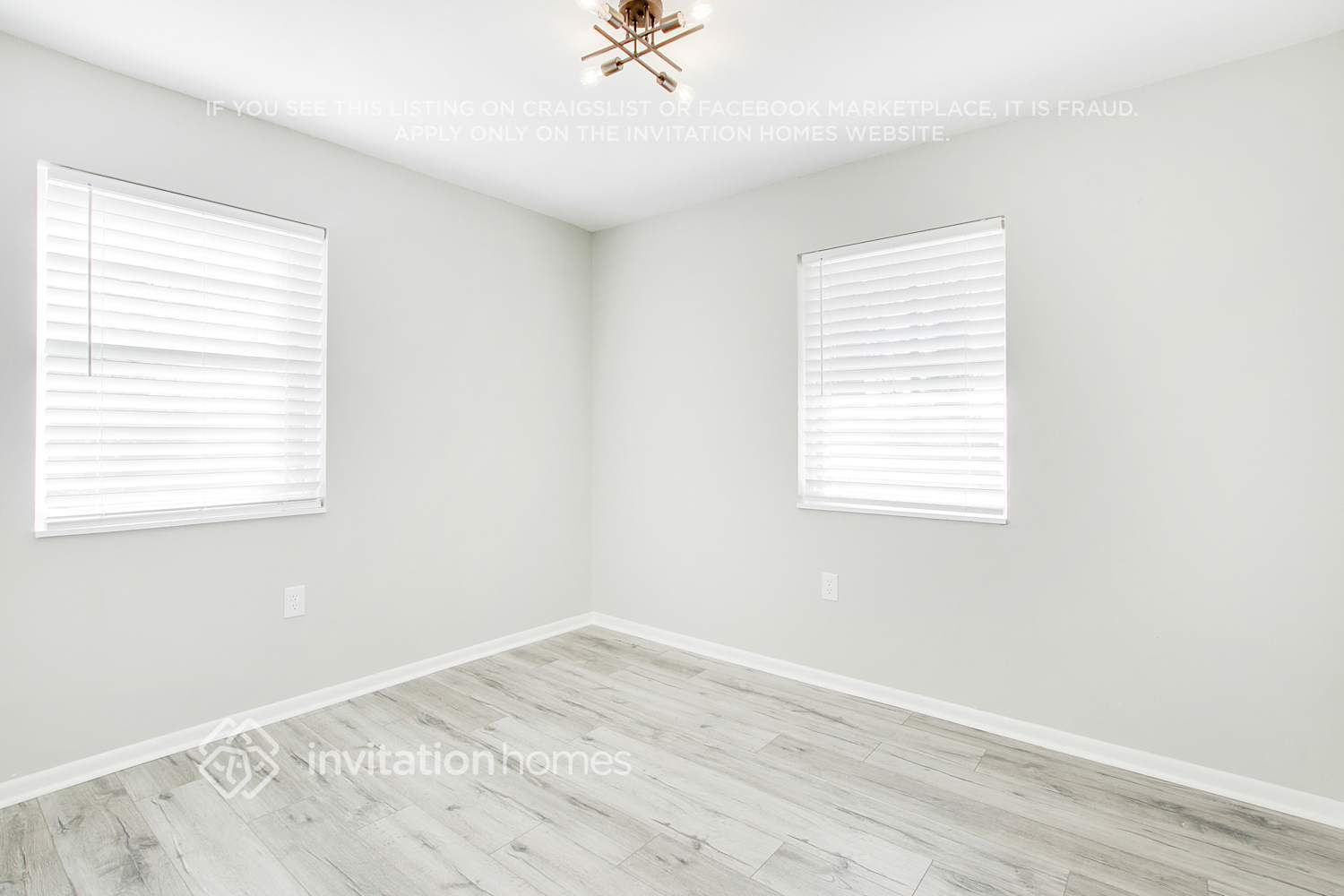 Building Photo - 4083 Ester Dr SW