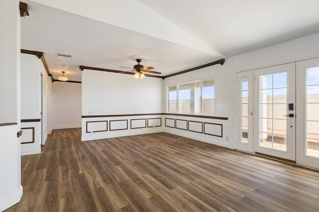 Building Photo - 4 bedroom, 3 bathroom single family house.